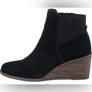 TOMS Sadie Wedge Black Suede Wedge Boots Booties Size 7